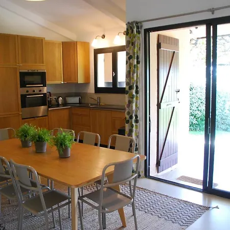 וילה Mini Santa *